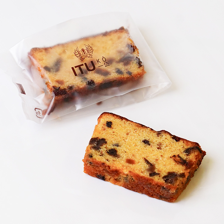 フルーツケーキ